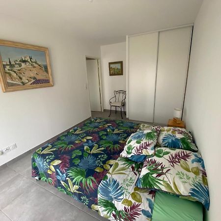 Appartement Type 2 Neuf +Grande Terrasse Le Lavandou Exteriör bild