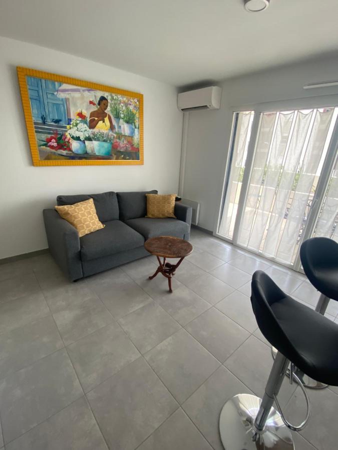 Appartement Type 2 Neuf +Grande Terrasse Le Lavandou Exteriör bild