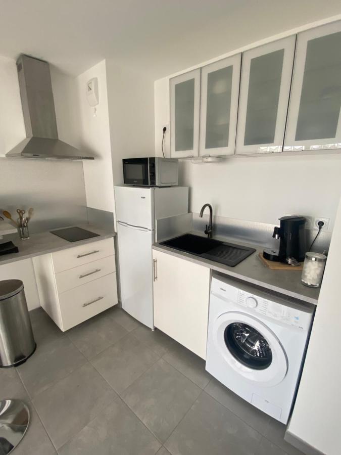Appartement Type 2 Neuf +Grande Terrasse Le Lavandou Exteriör bild